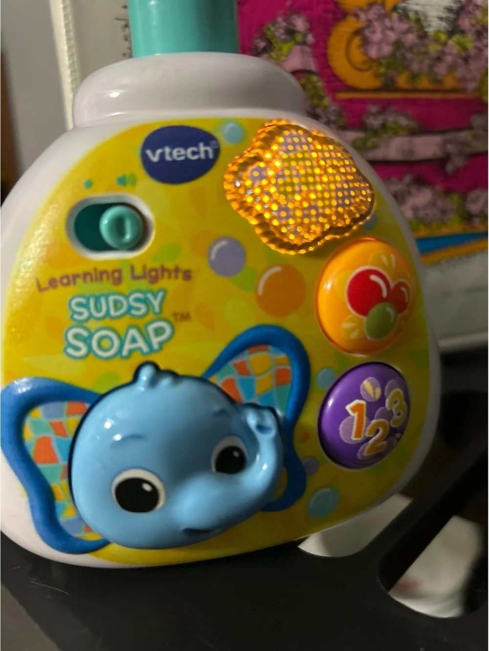 VTech Learning Lights Sudsy Soap Interactive Toy